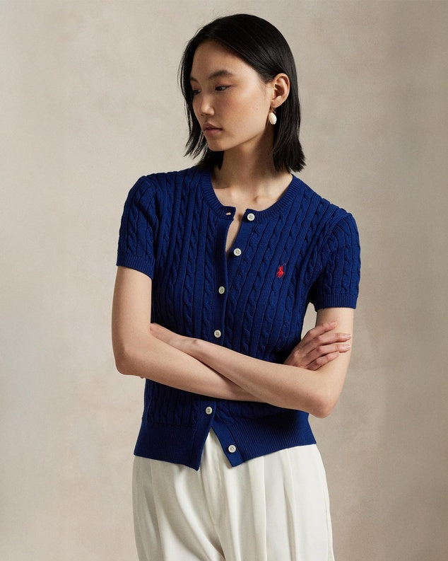 Kurzarm-Strickjacke aus Baumwolle mit Zopfmuster